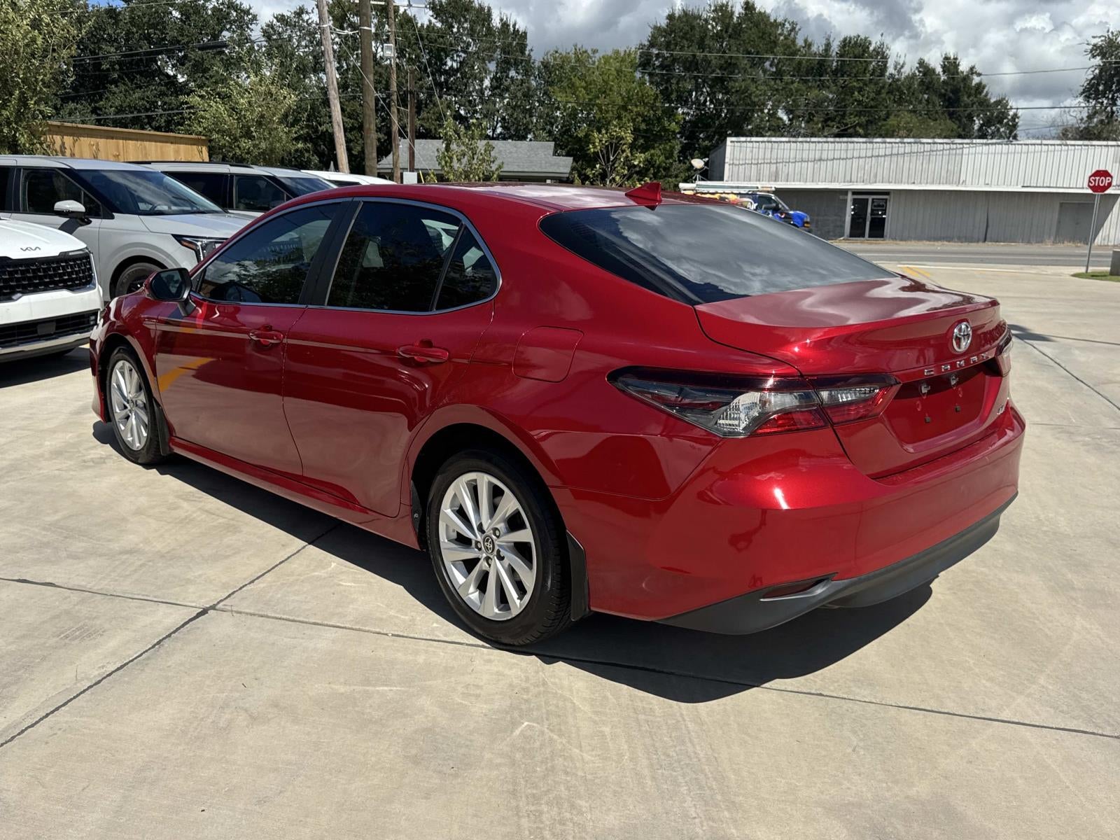 2023 Toyota Camry LE Auto (Natl)