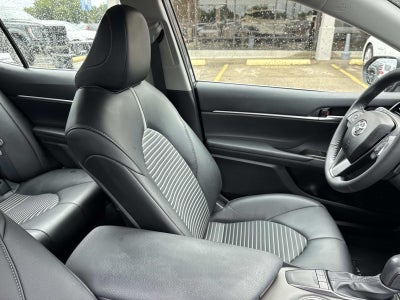 2024 Toyota Camry SE Auto (Natl)