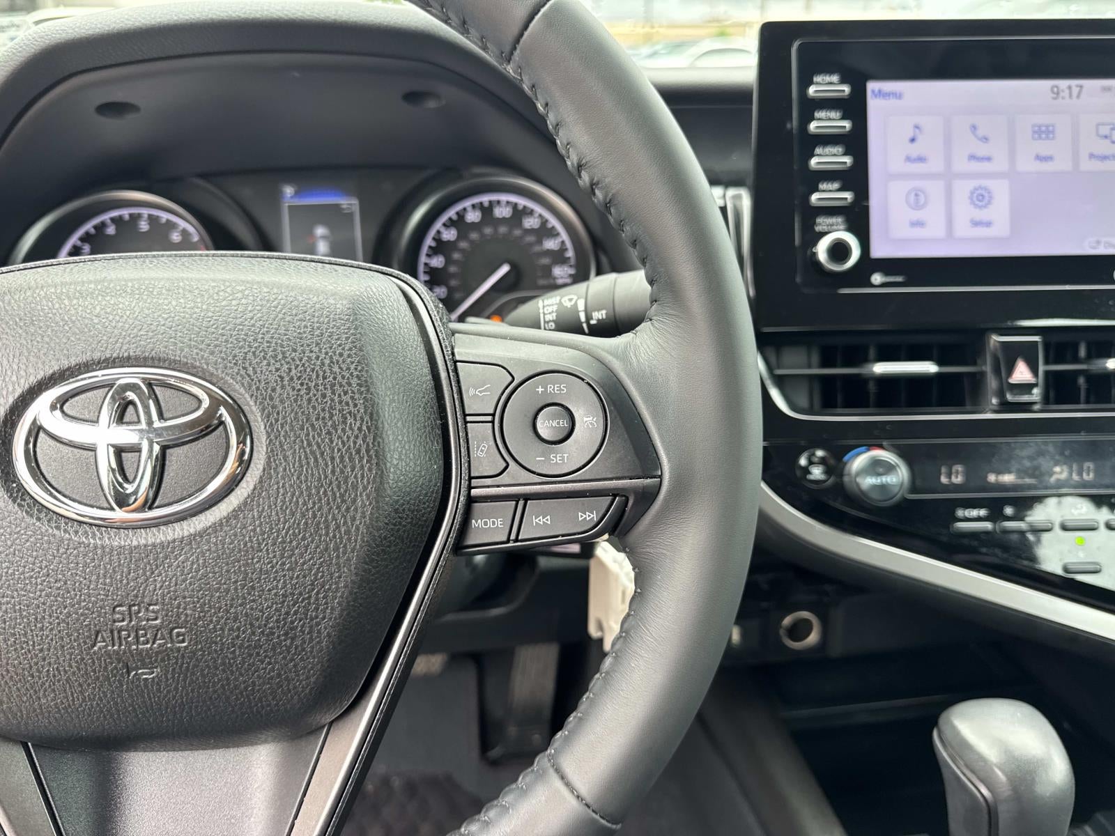 2024 Toyota Camry SE Auto (Natl)