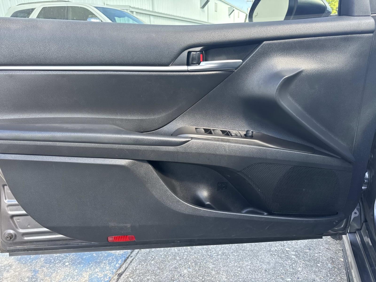 2023 Toyota Camry SE Auto (Natl)