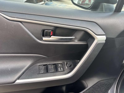 2022 Toyota RAV4 Hybrid XLE AWD (Natl)