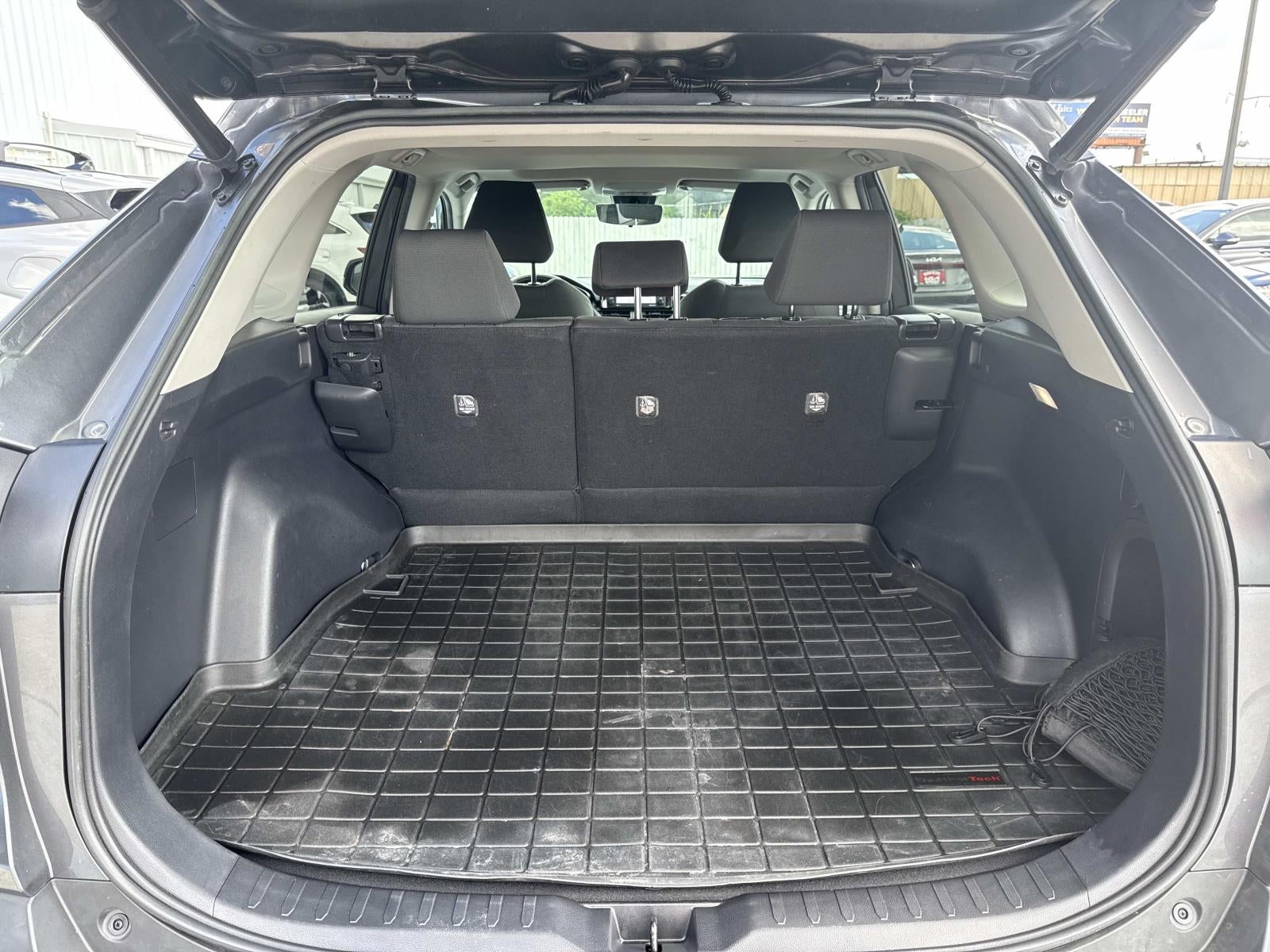 2022 Toyota RAV4 Hybrid XLE AWD (Natl)