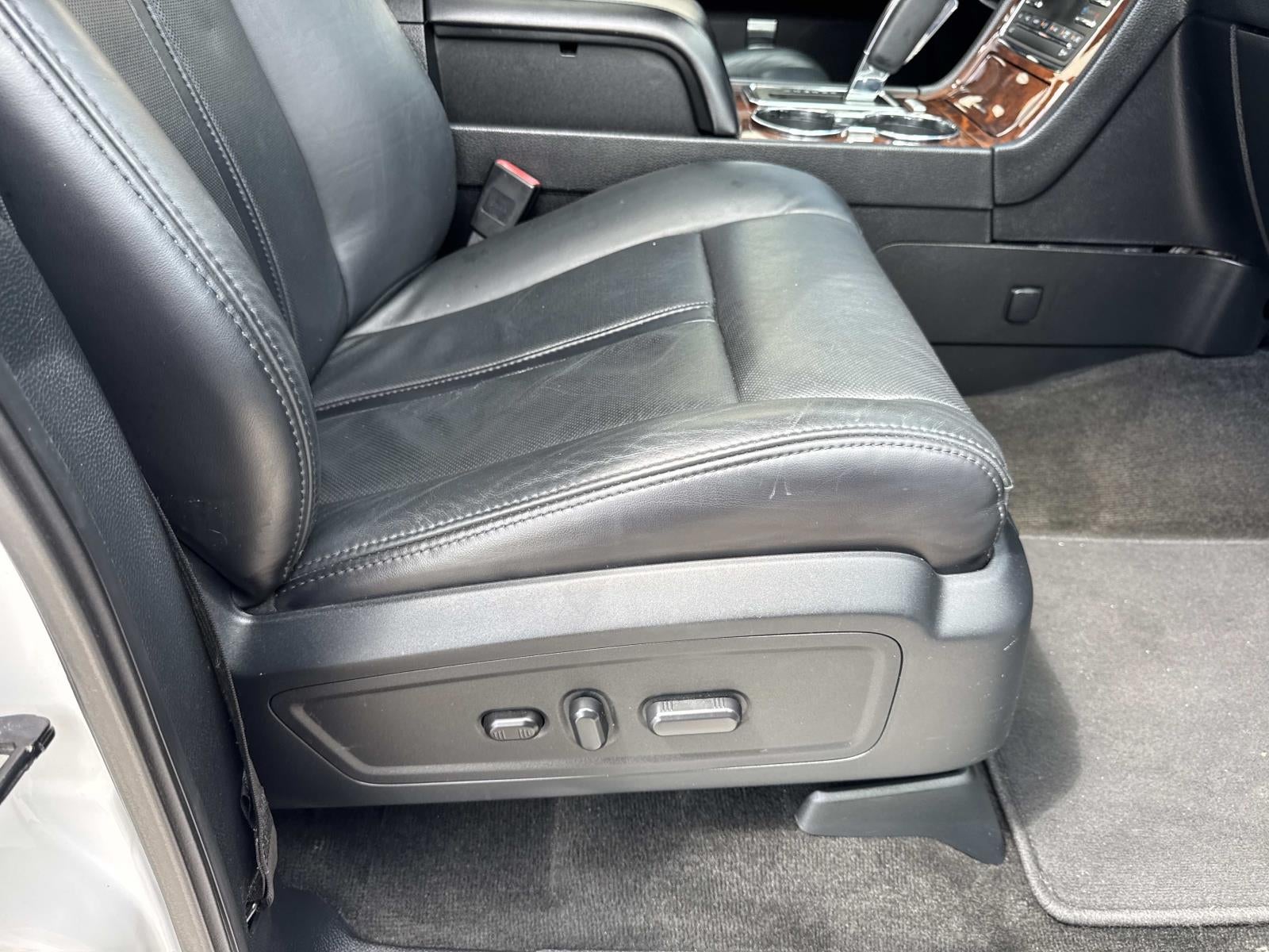 2017 Lincoln Navigator 4x2 Select