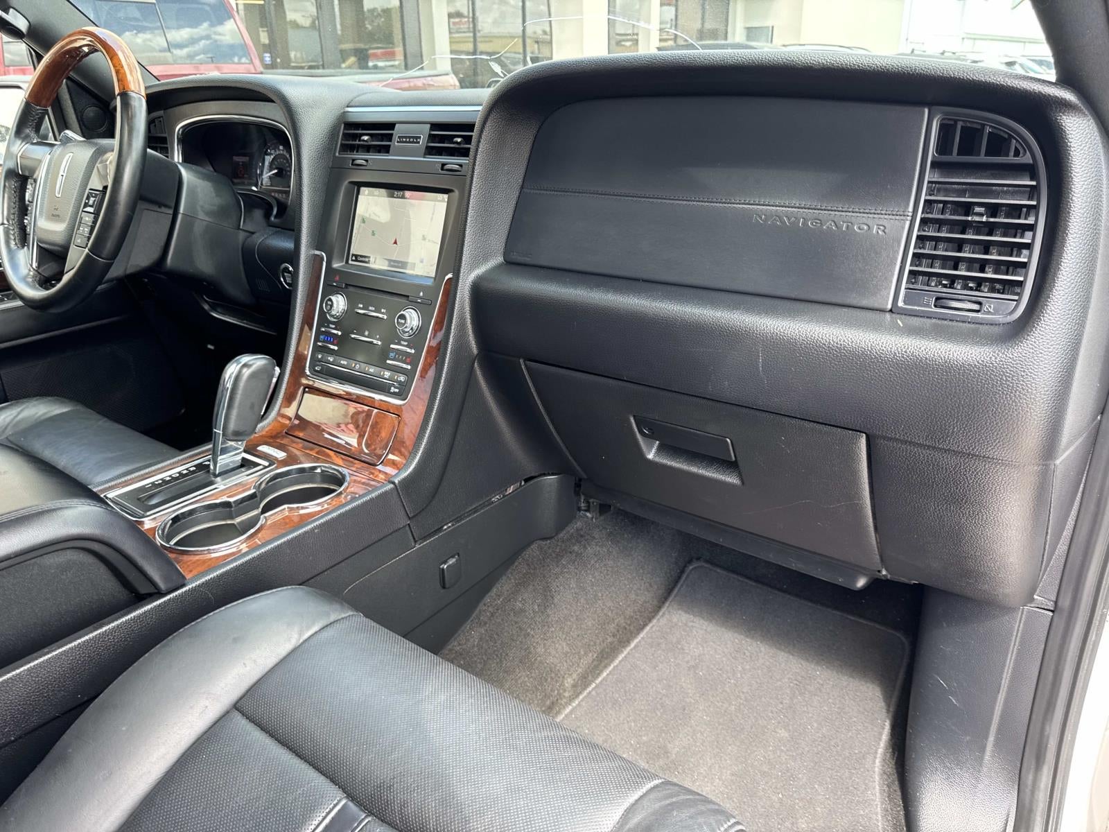 2017 Lincoln Navigator 4x2 Select