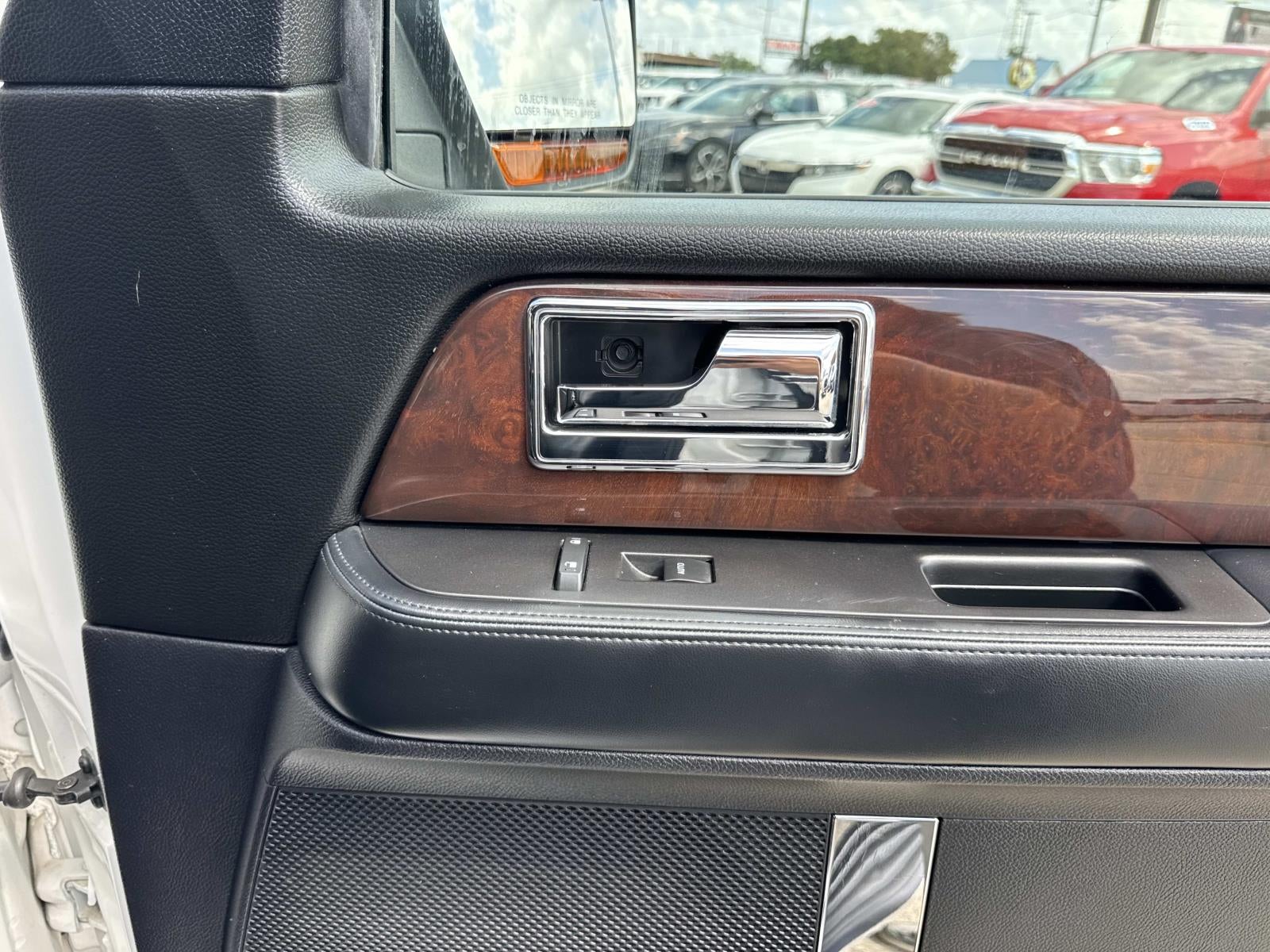 2017 Lincoln Navigator 4x2 Select