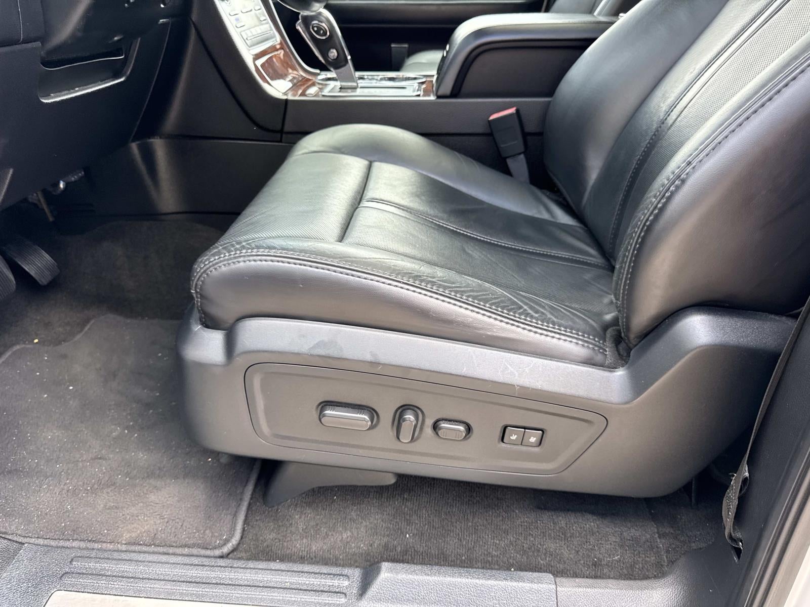 2017 Lincoln Navigator 4x2 Select