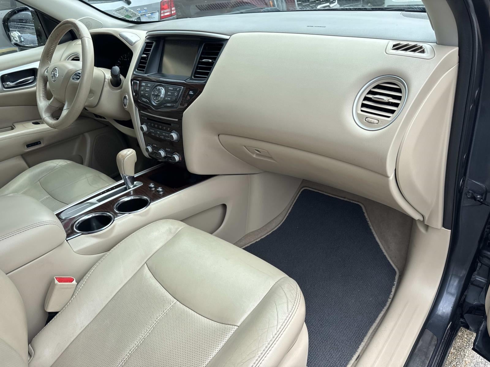 2014 Nissan Pathfinder 2WD 4dr Platinum