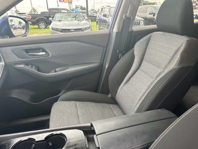 2022 Nissan Rogue FWD SV