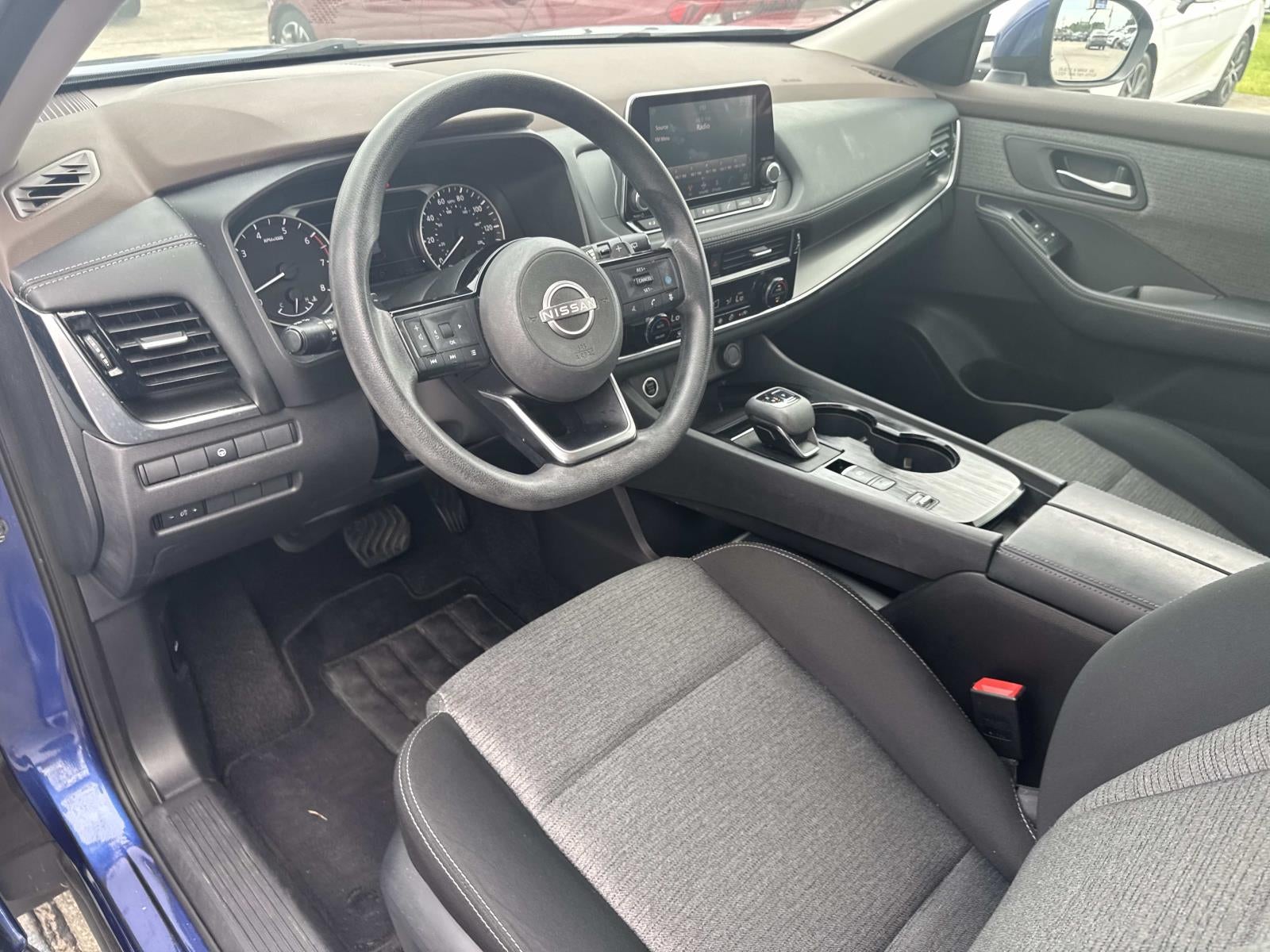 2022 Nissan Rogue FWD SV