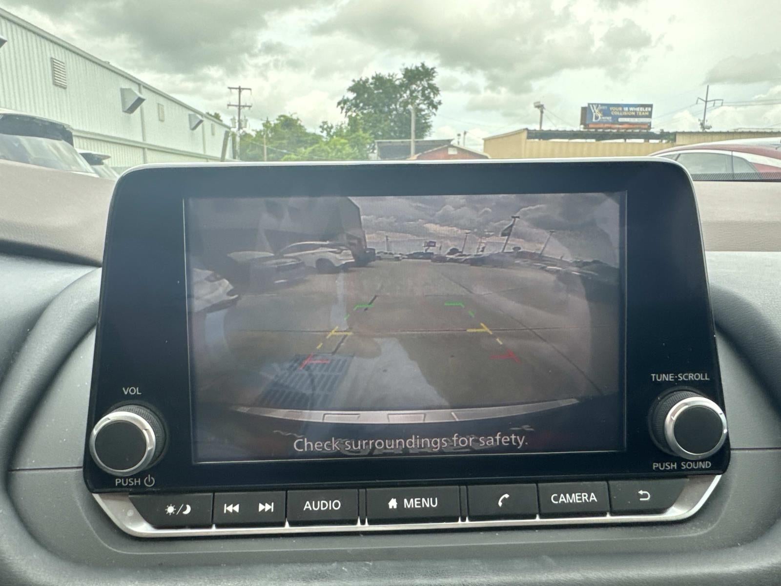 2022 Nissan Rogue FWD SV