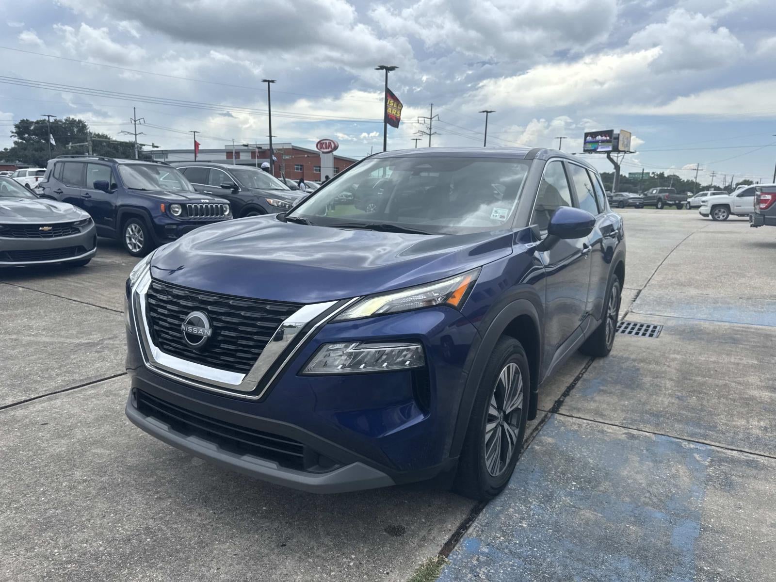 2022 Nissan Rogue FWD SV