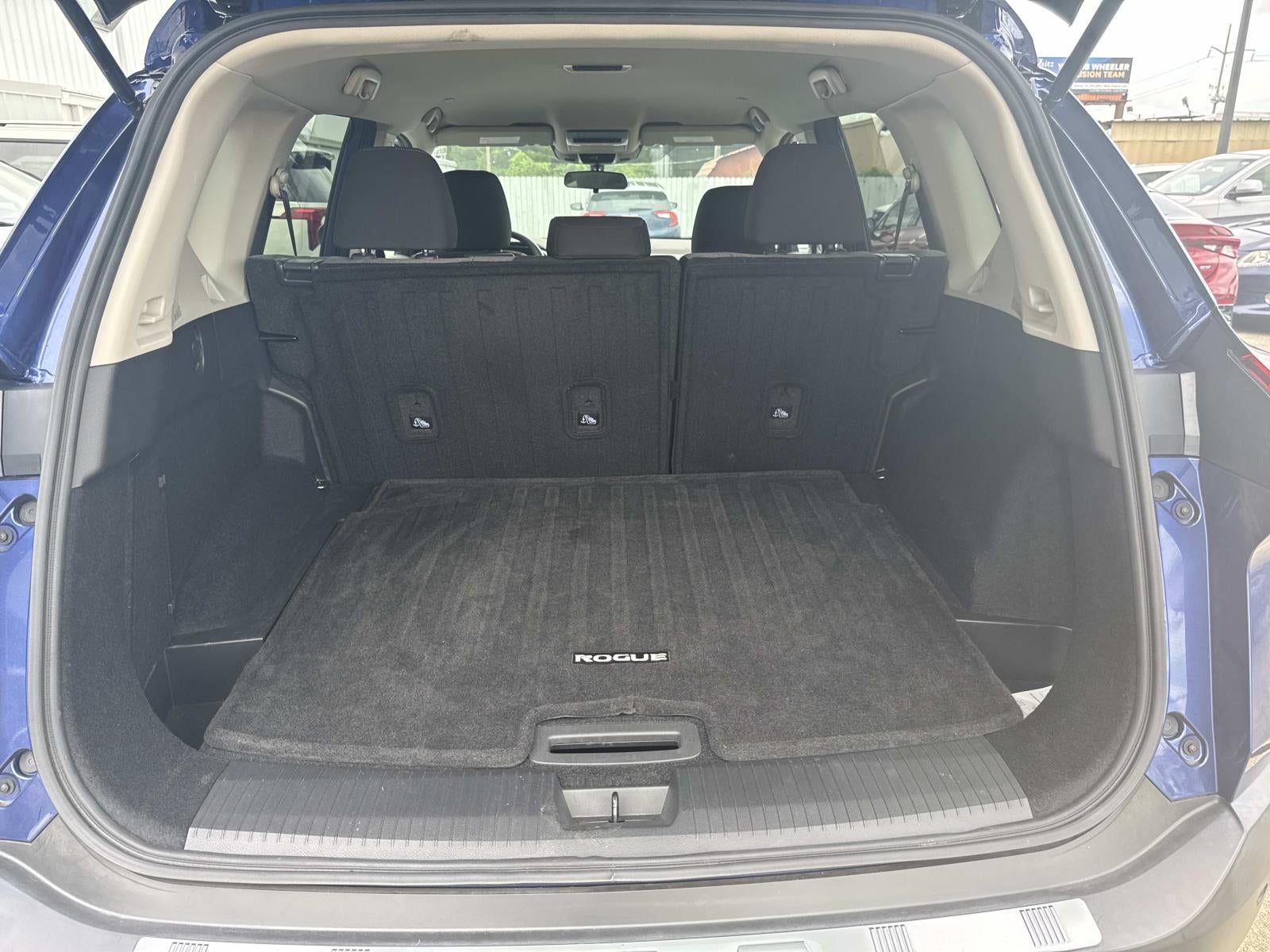 2022 Nissan Rogue FWD SV