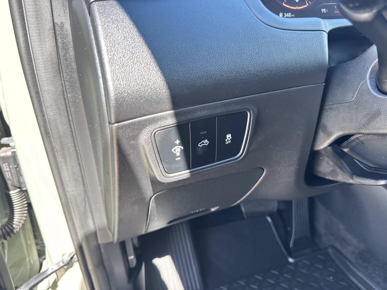 2024 Hyundai Santa Cruz SEL FWD