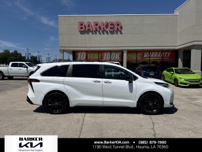 2022 Toyota Sienna XSE FWD 7-Passenger (Natl)