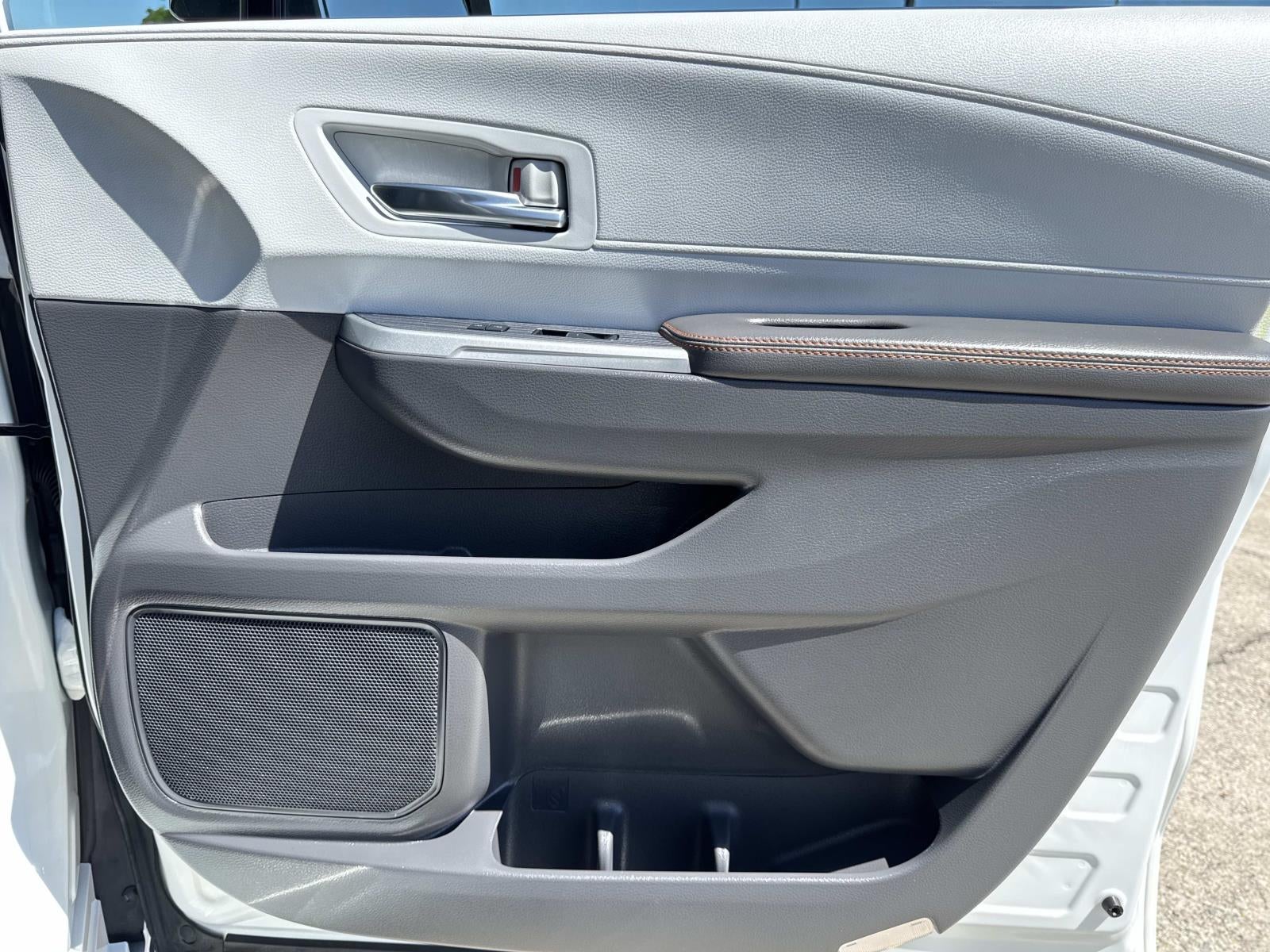 2022 Toyota Sienna XSE FWD 7-Passenger (Natl)