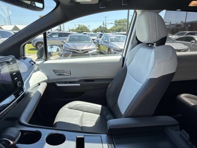 2022 Toyota Sienna XSE FWD 7-Passenger (Natl)