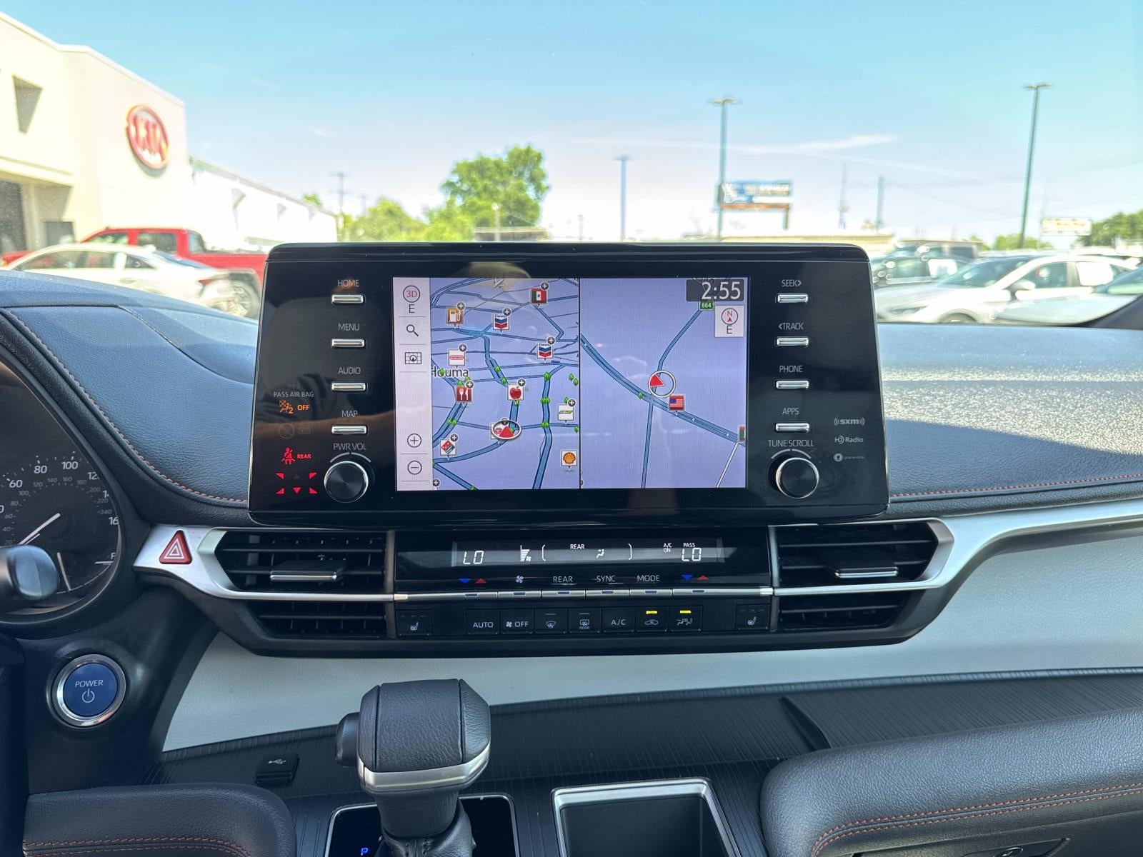 2022 Toyota Sienna XSE FWD 7-Passenger (Natl)