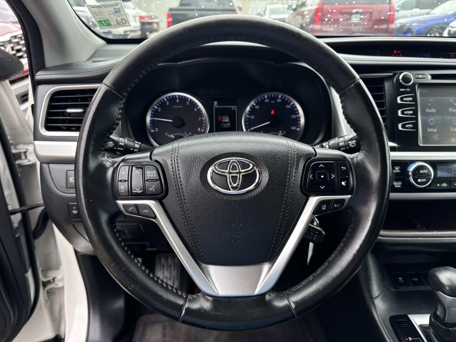 2017 Toyota Highlander LE V6 FWD (Natl)