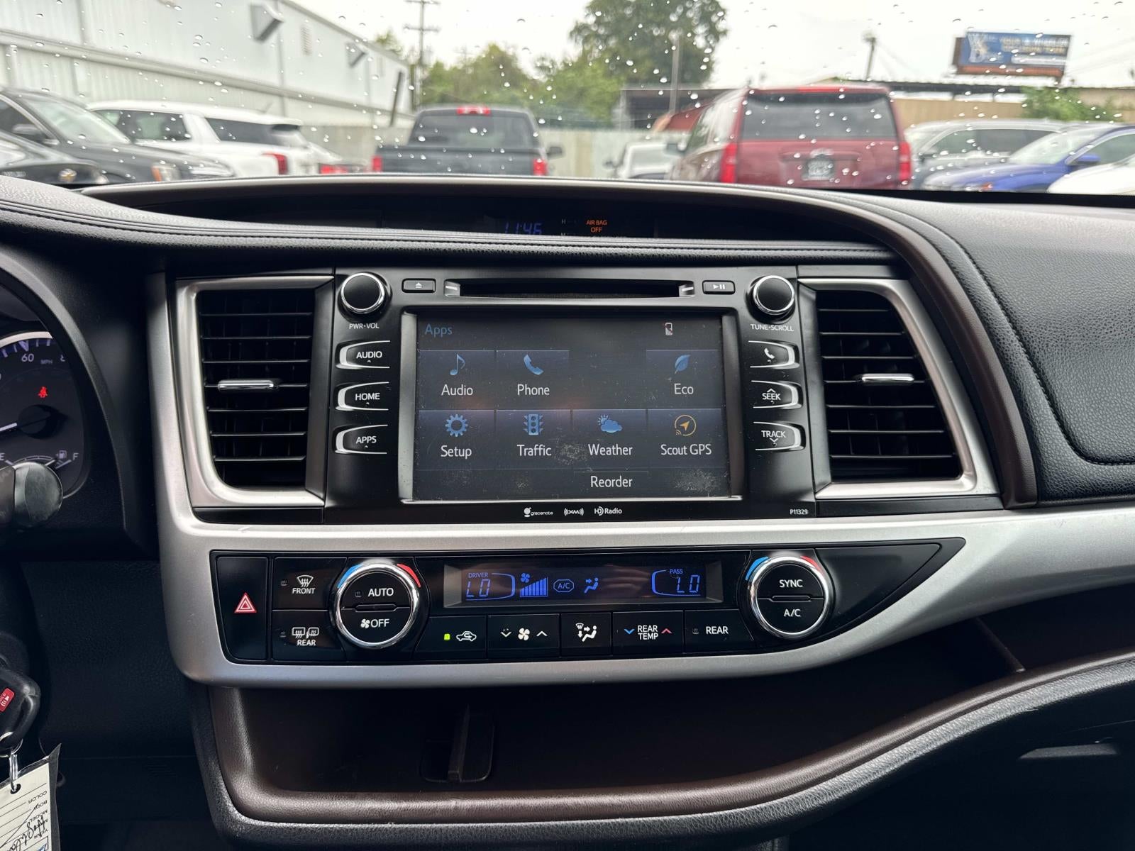 2017 Toyota Highlander LE V6 FWD (Natl)