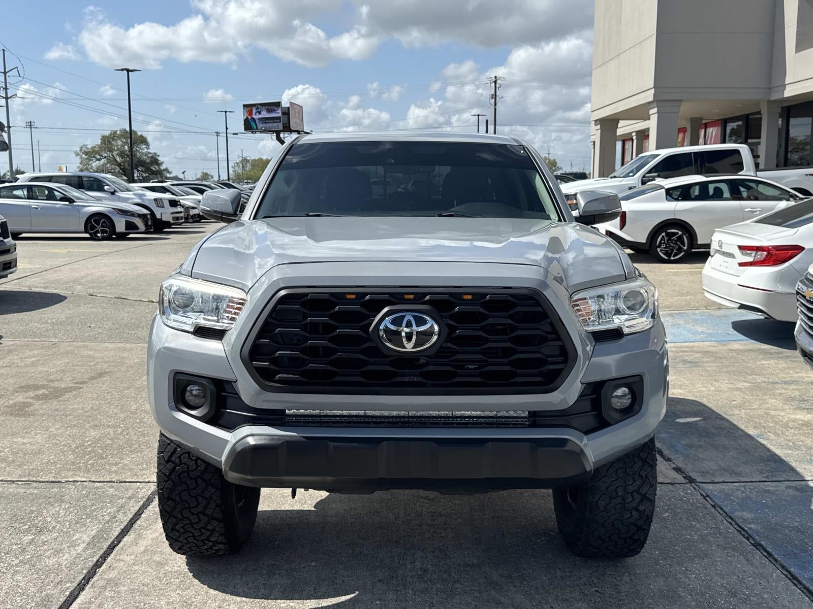 2020 Toyota Tacoma 2WD SR5 Double Cab 5' Bed V6 AT (Natl)