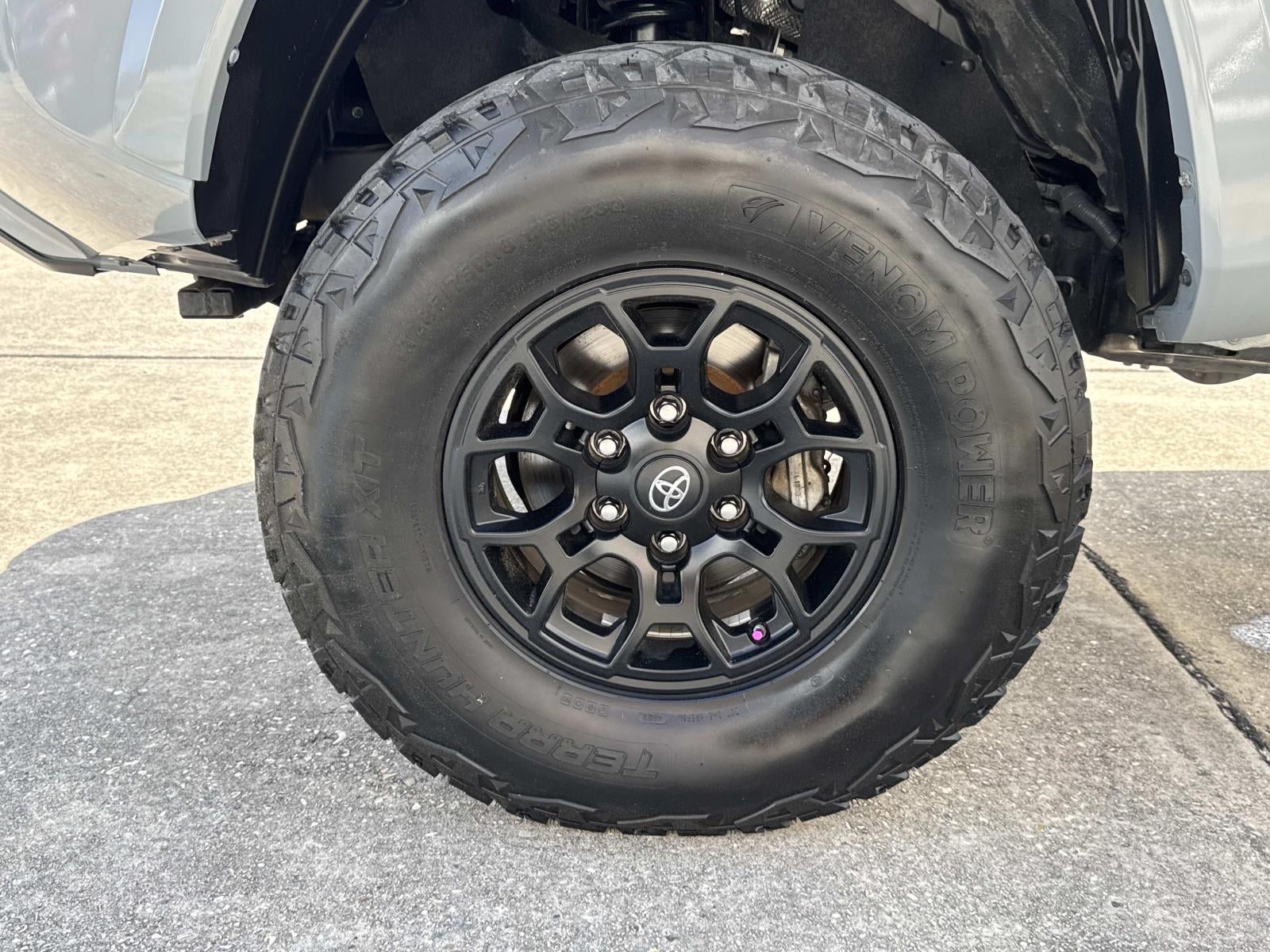 2020 Toyota Tacoma 2WD SR5 Double Cab 5' Bed V6 AT (Natl)