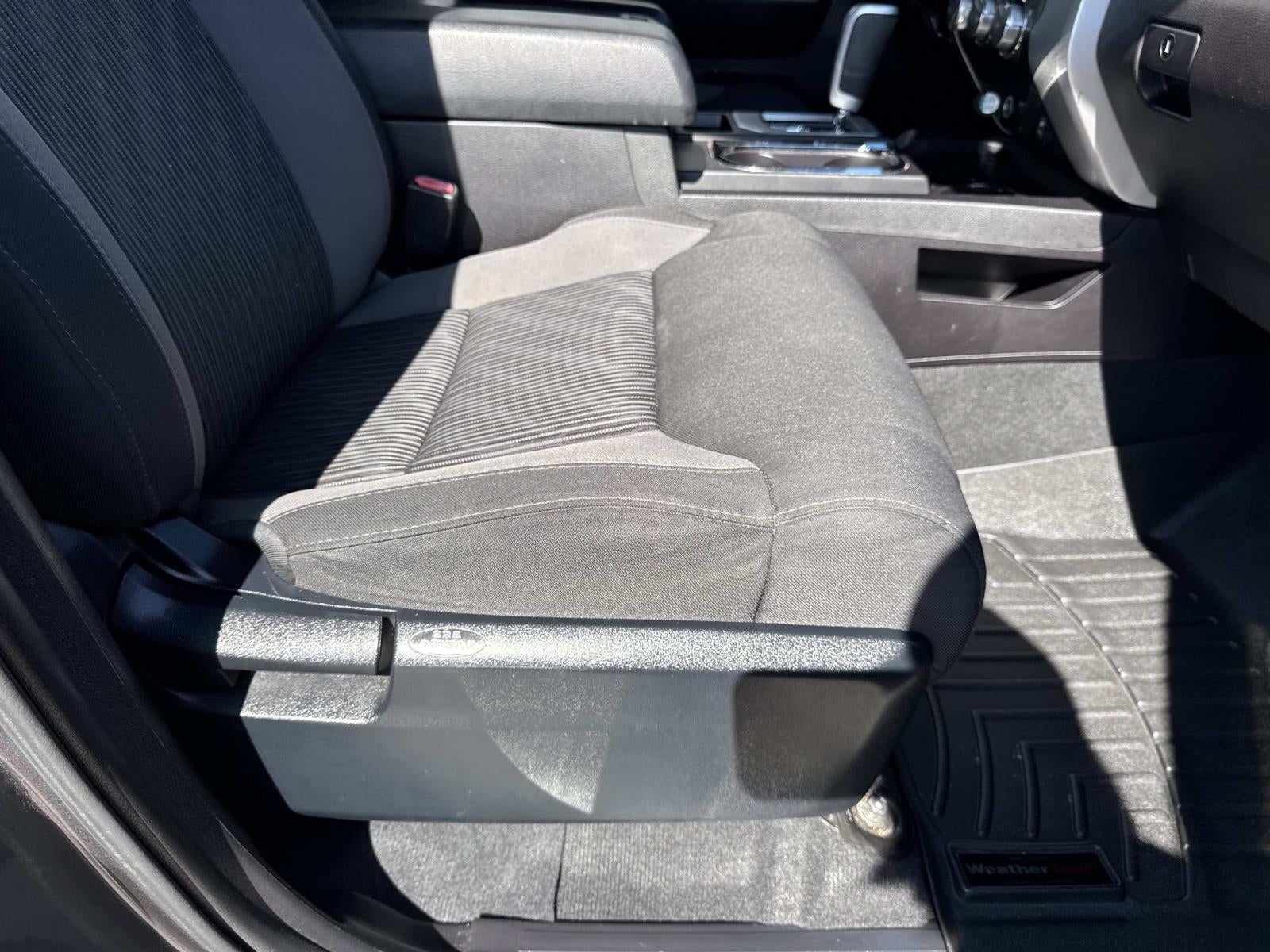 2016 Toyota Tundra 2WD Truck CrewMax 4.6L V8 6-Spd AT SR5 (Natl)