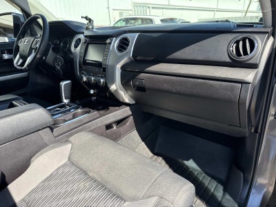 2016 Toyota Tundra 2WD Truck CrewMax 4.6L V8 6-Spd AT SR5 (Natl)