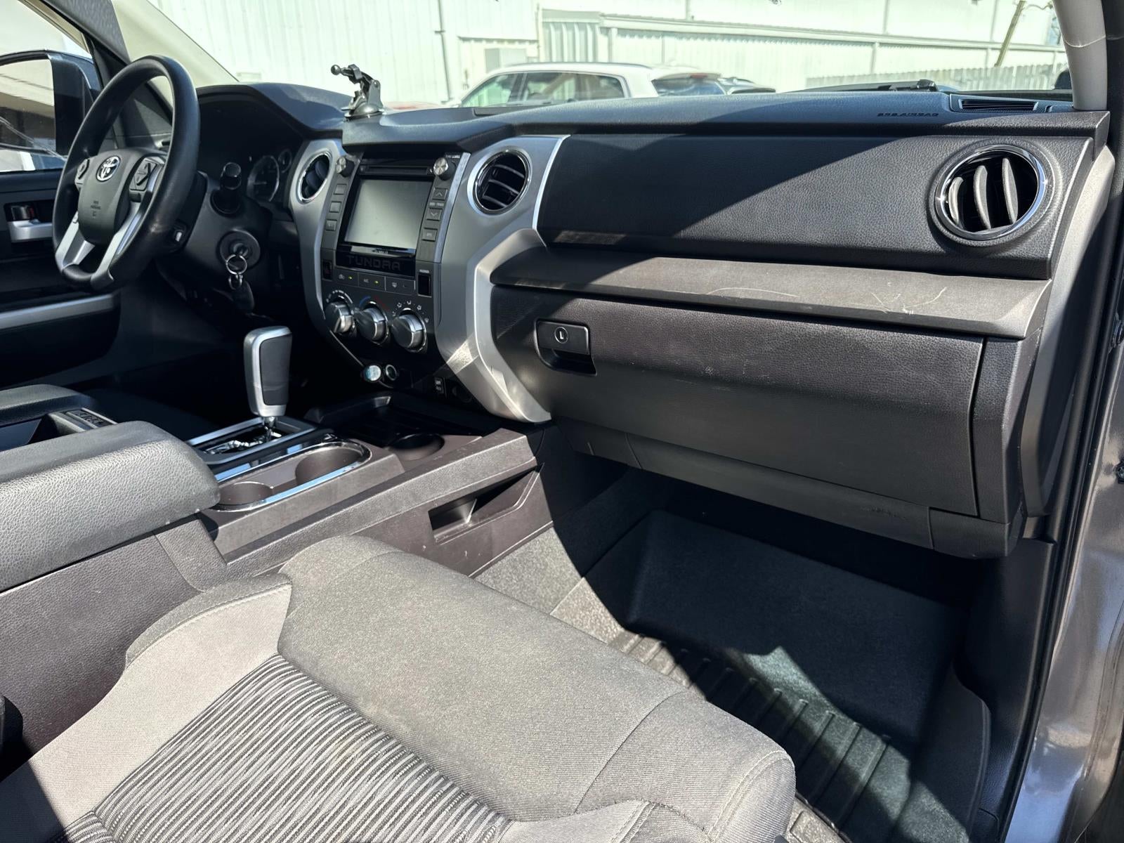 2016 Toyota Tundra 2WD Truck CrewMax 4.6L V8 6-Spd AT SR5 (Natl)