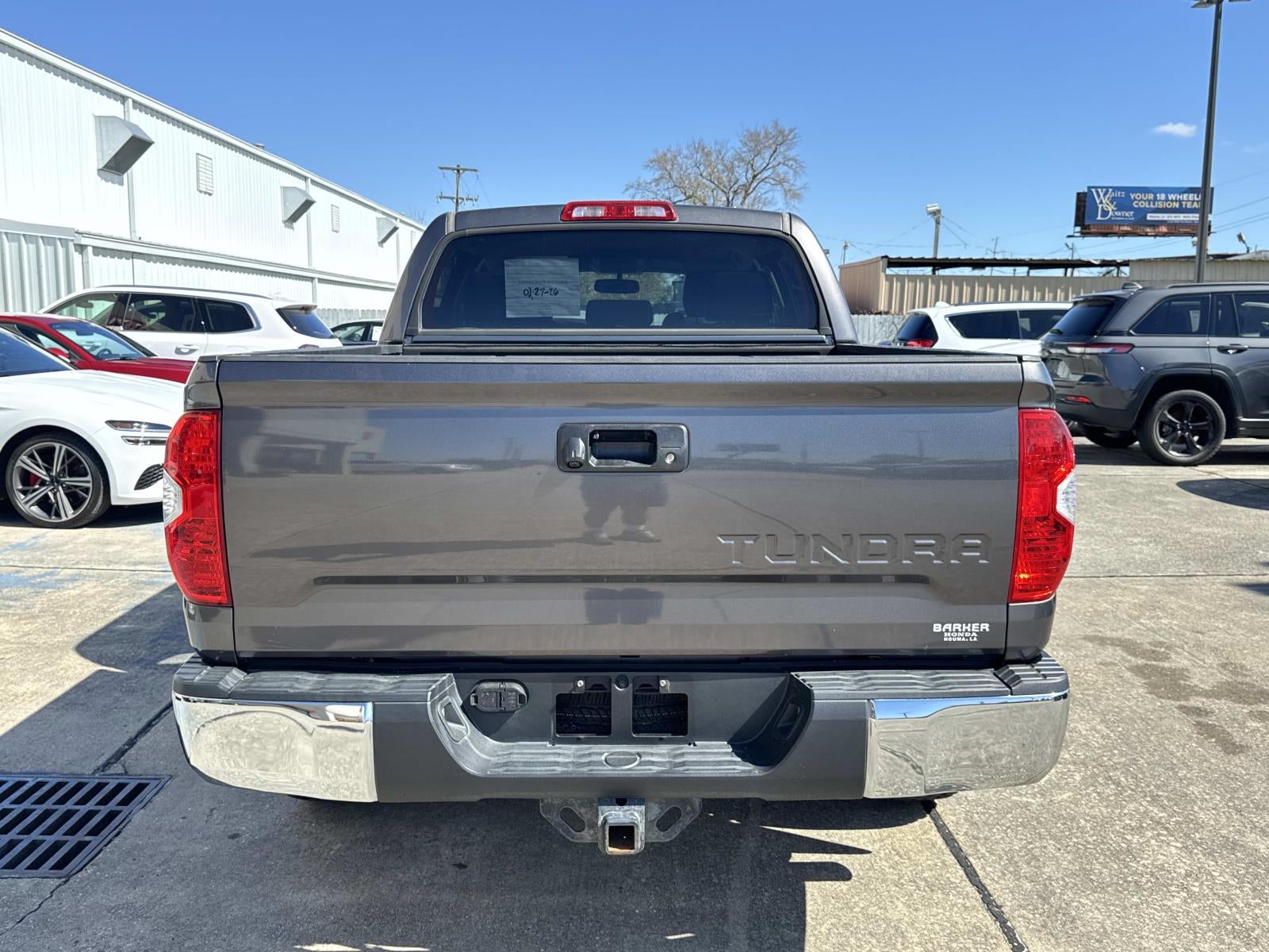 2016 Toyota Tundra 2WD Truck CrewMax 4.6L V8 6-Spd AT SR5 (Natl)