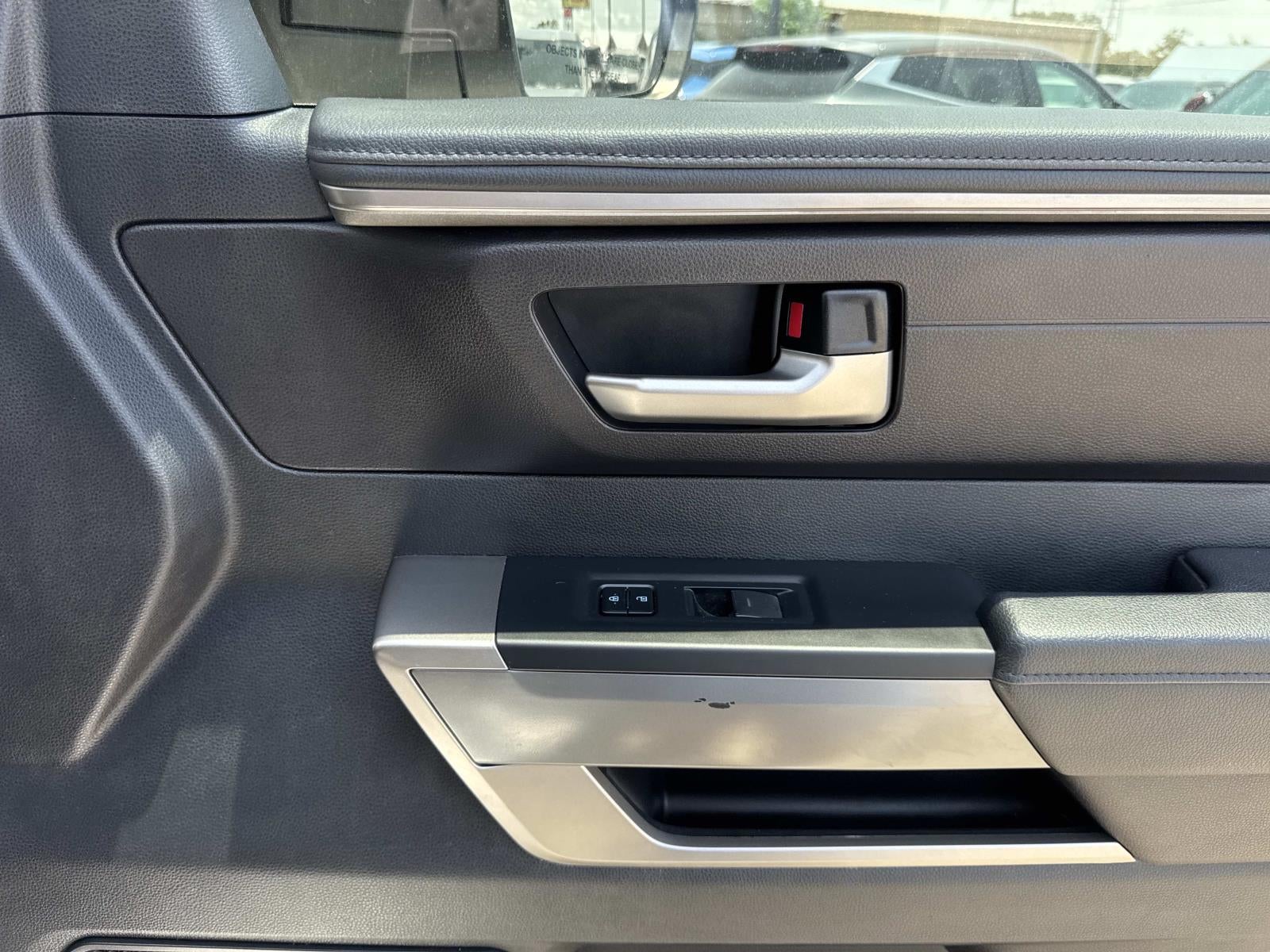 2022 Toyota Tundra 4WD SR5 CrewMax 5.5' Bed (Natl)