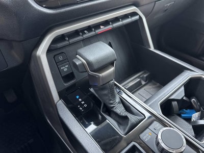 2022 Toyota Tundra 4WD SR5 CrewMax 5.5' Bed (Natl)