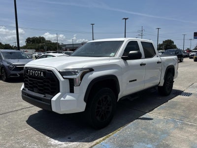 2022 Toyota Tundra 4WD SR5 CrewMax 5.5' Bed (Natl)