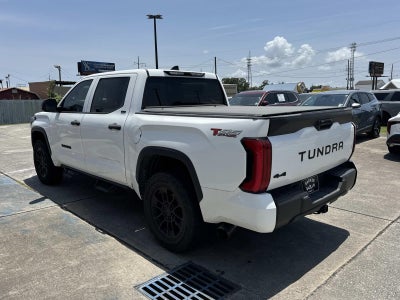 2022 Toyota Tundra 4WD SR5 CrewMax 5.5' Bed (Natl)