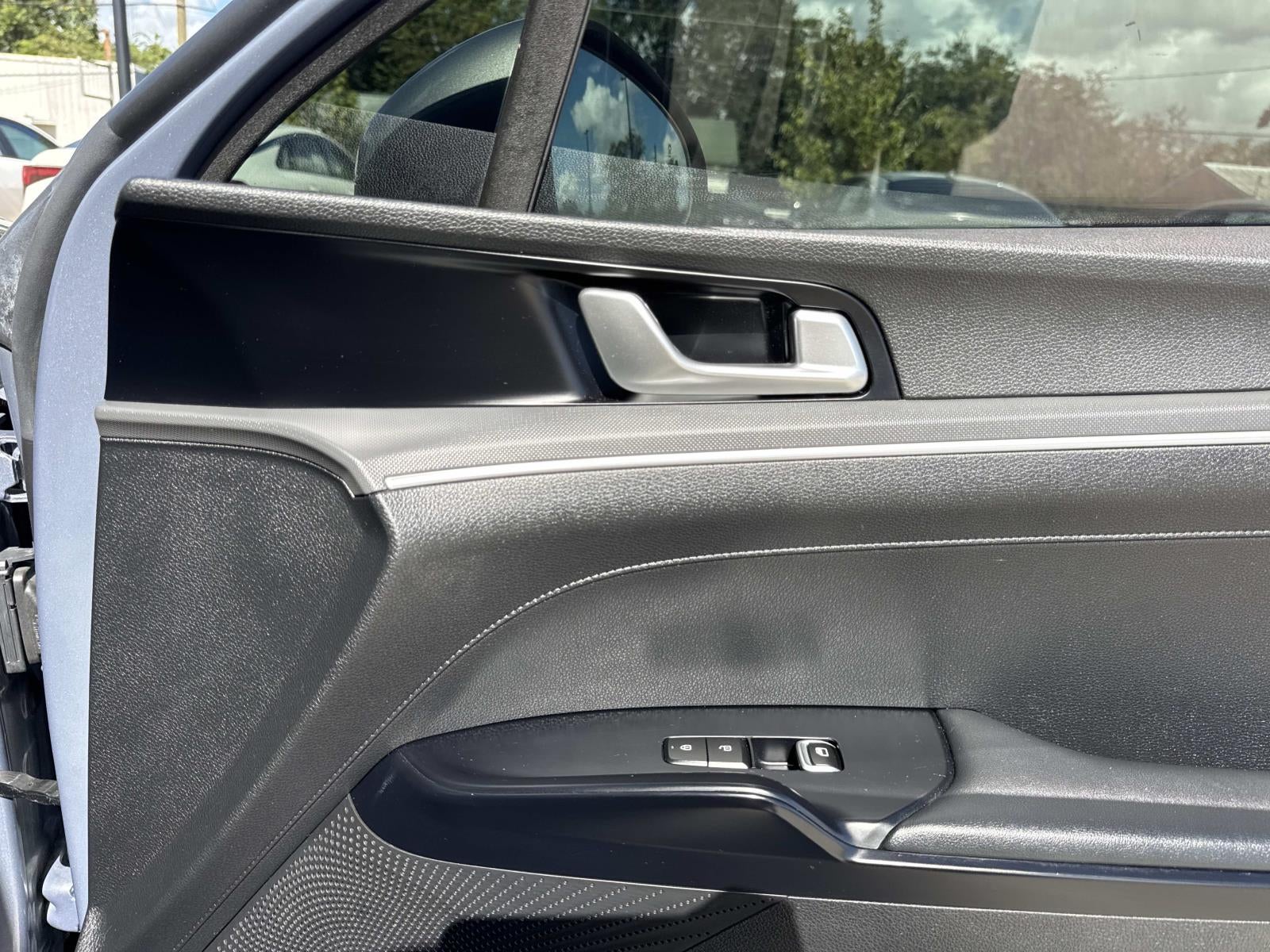 2022 Kia K5 LXS Auto FWD