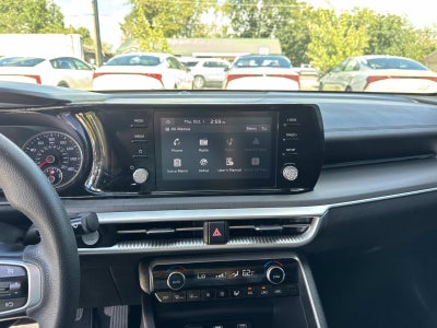 2022 Kia K5 LXS Auto FWD
