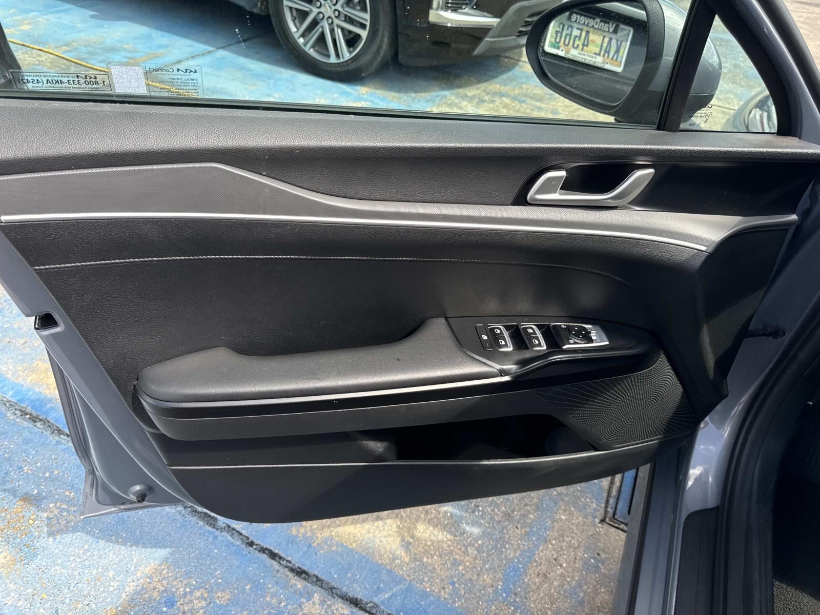 2023 Kia K5 LXS Auto FWD