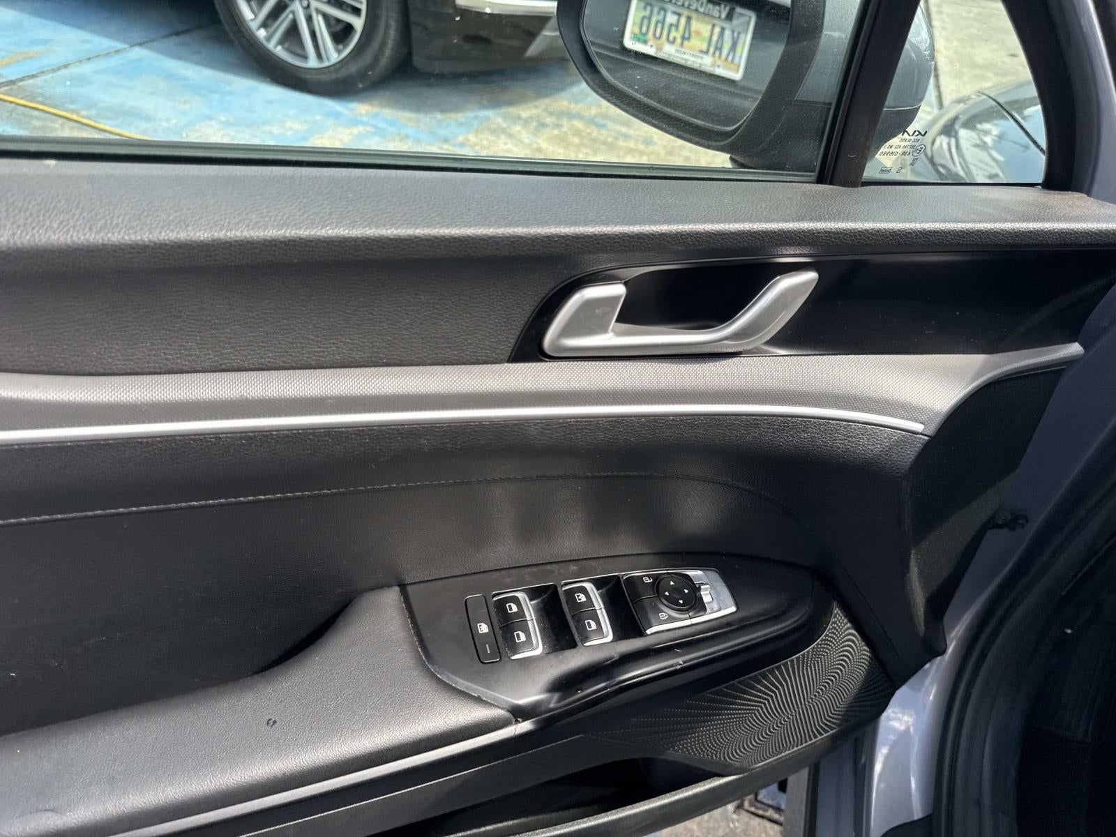 2023 Kia K5 LXS Auto FWD