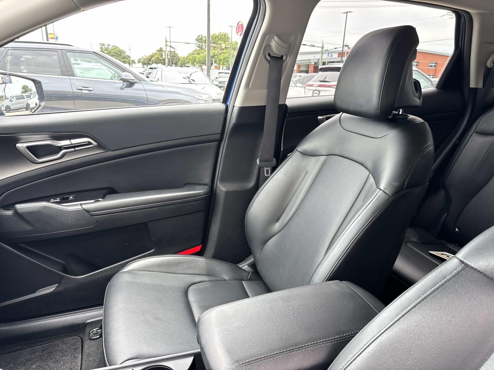 2024 Kia Sportage EX FWD