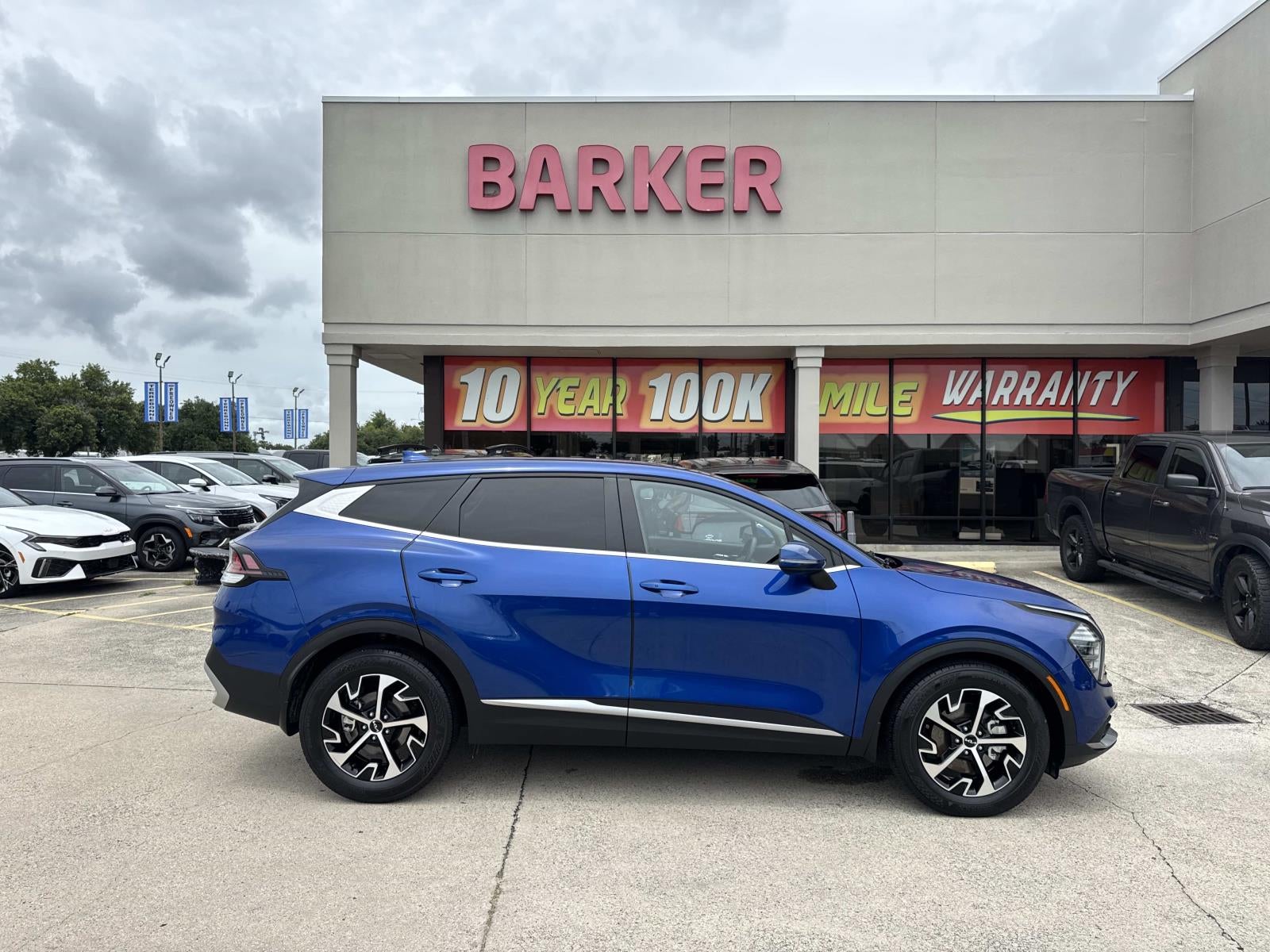 2024 Kia Sportage EX FWD