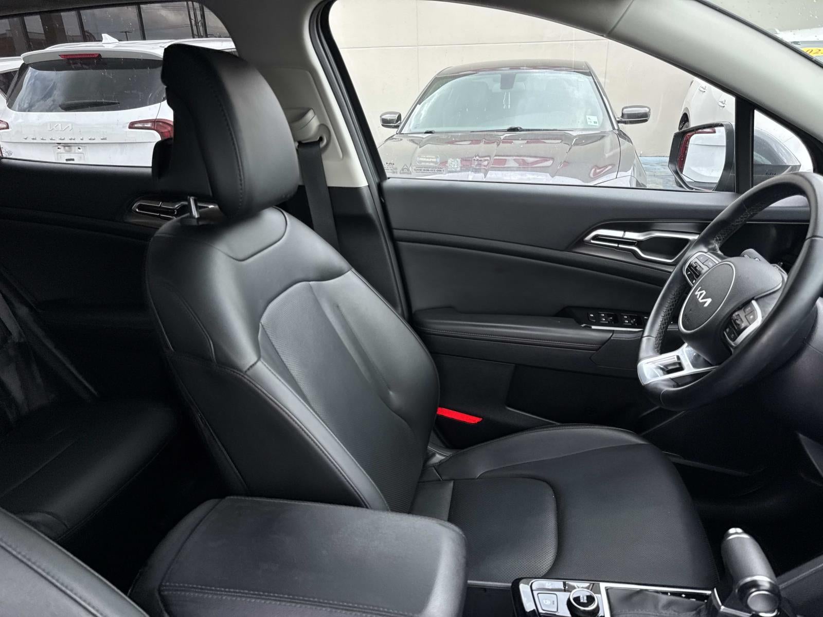 2024 Kia Sportage EX FWD