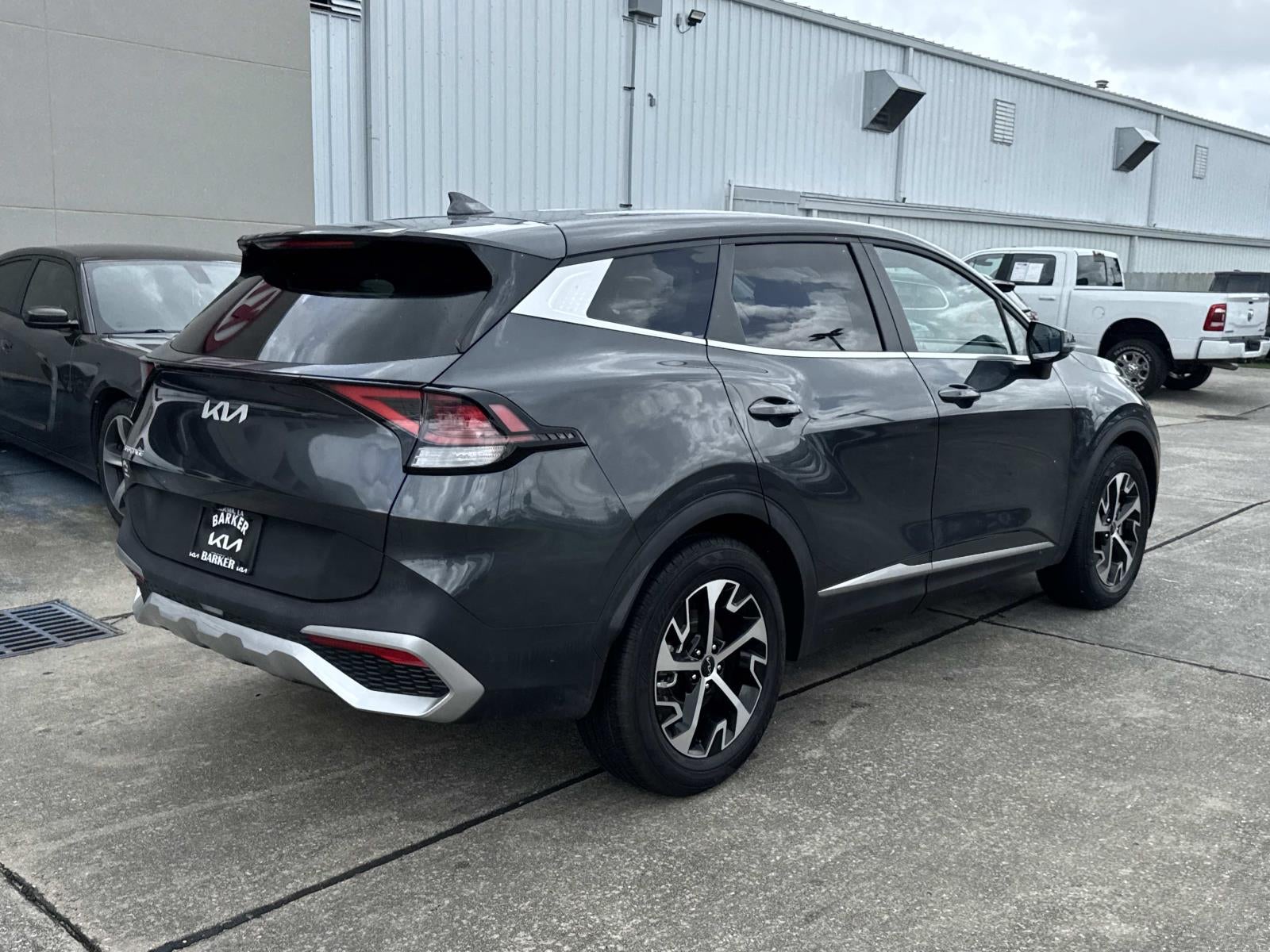 2024 Kia Sportage EX FWD