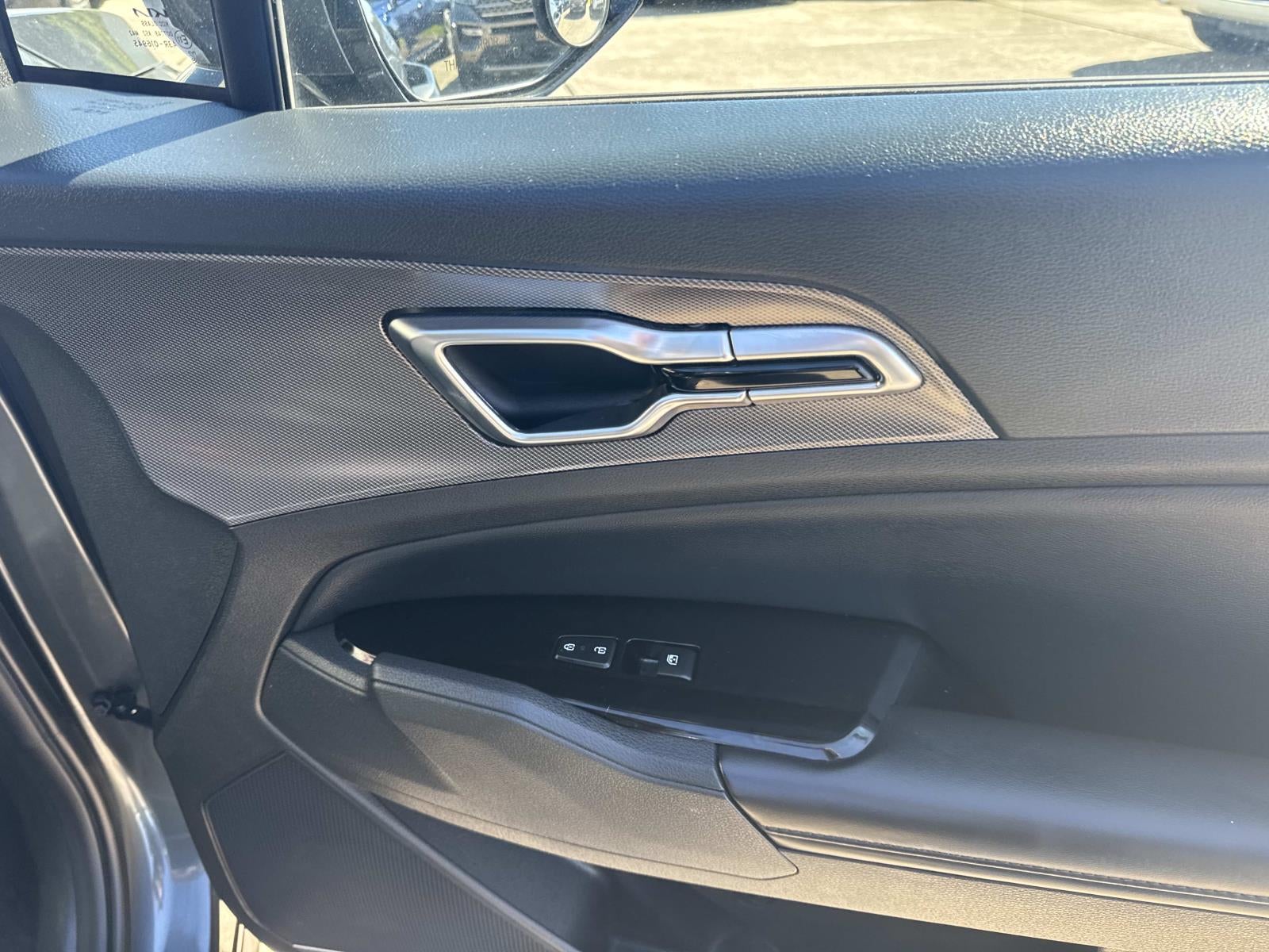 2023 Kia Sportage SX FWD