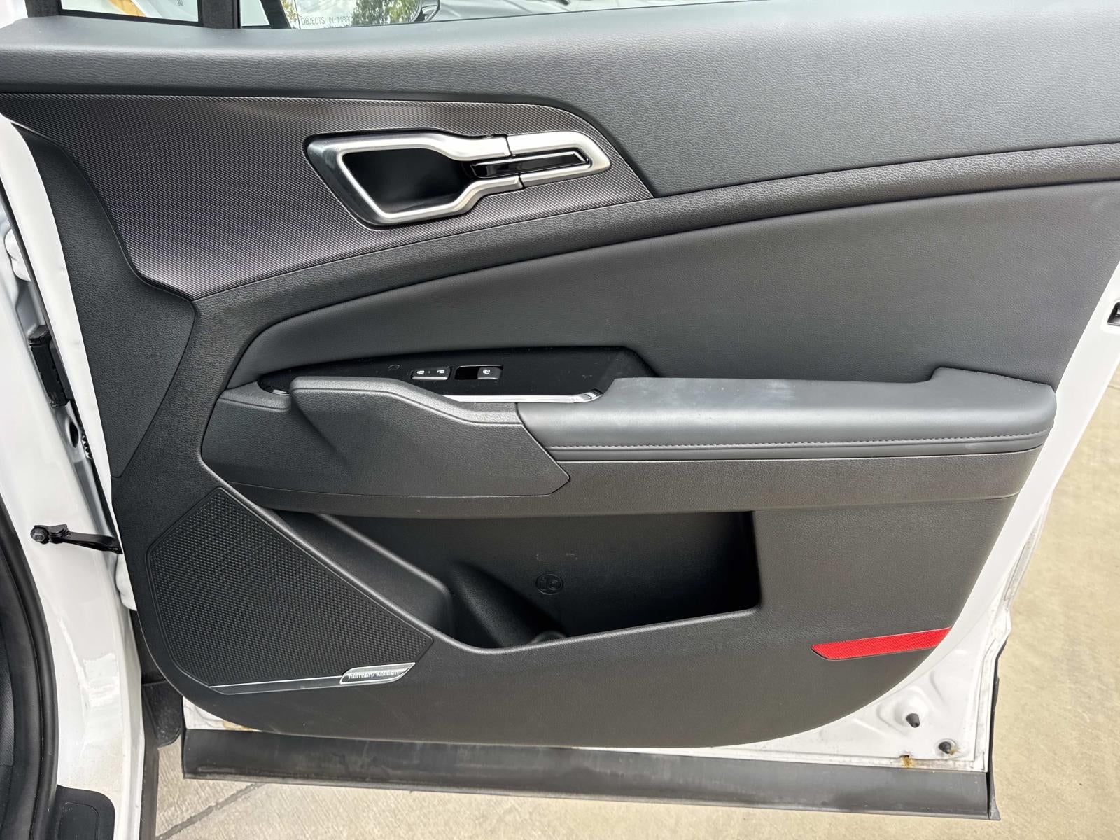 2025 Kia Sportage SX FWD