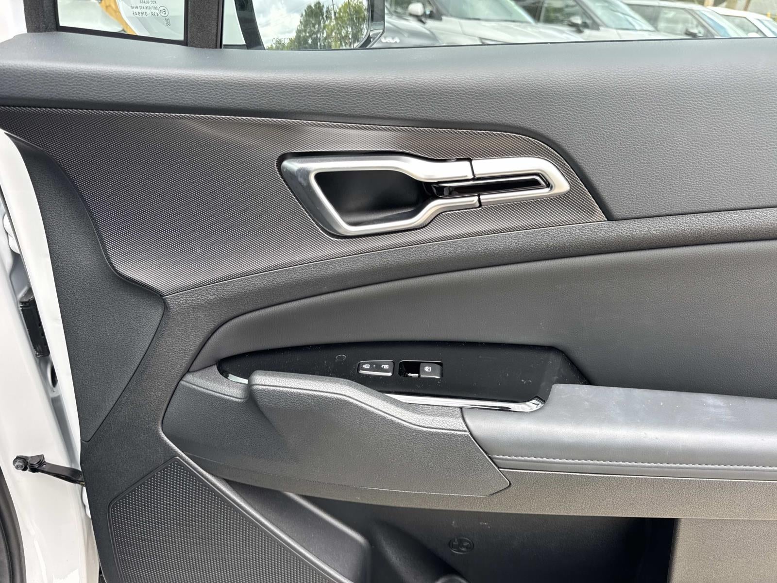 2025 Kia Sportage SX FWD