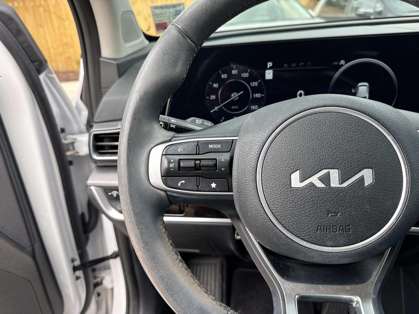 2025 Kia Sportage SX FWD