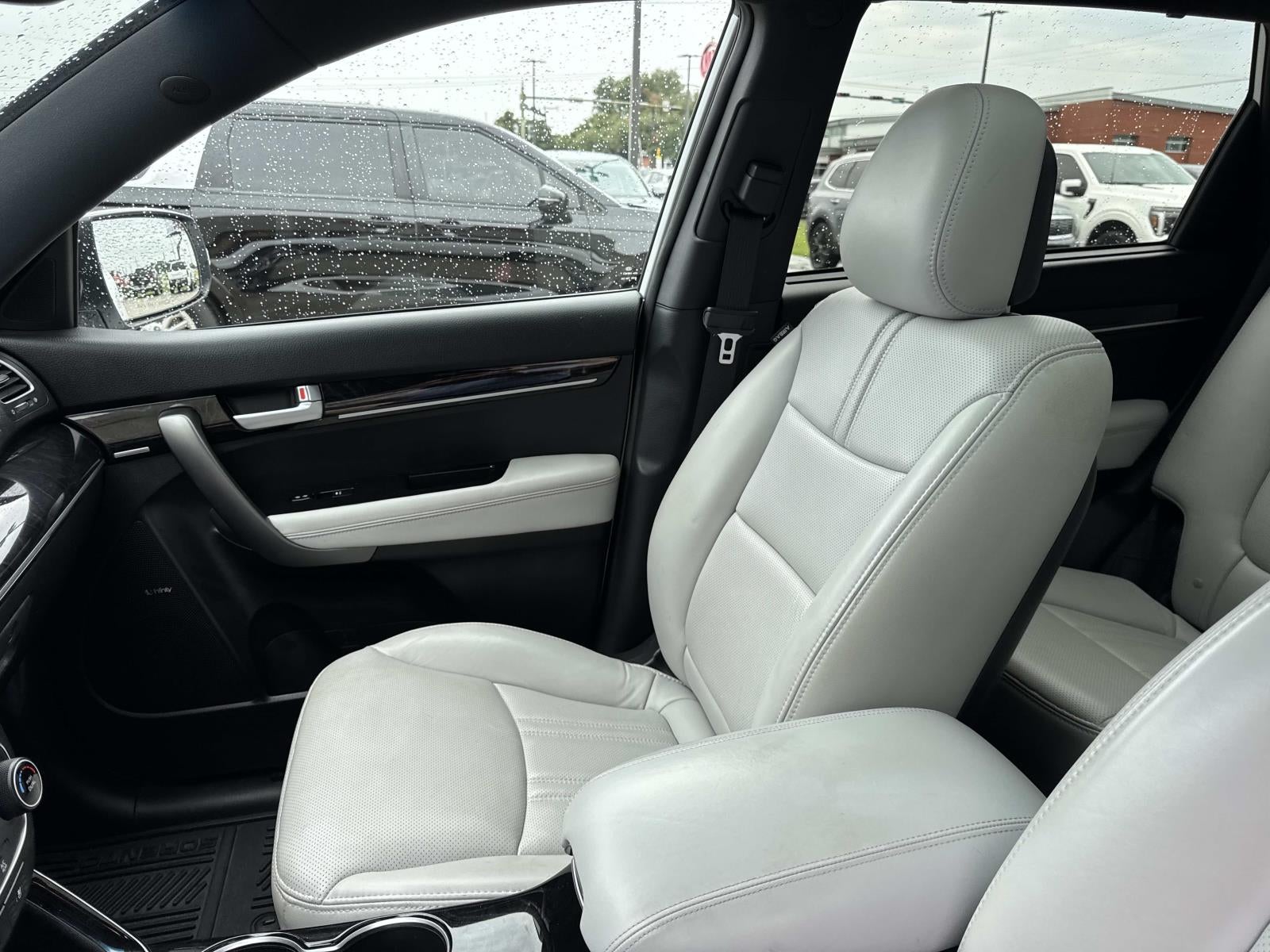 2015 Kia Sorento 2WD 4dr V6 SX Limited