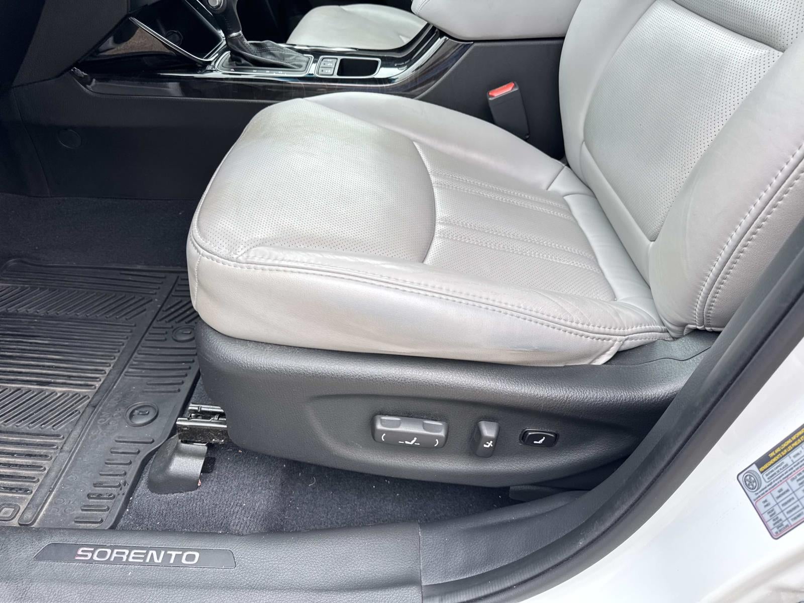 2015 Kia Sorento 2WD 4dr V6 SX Limited