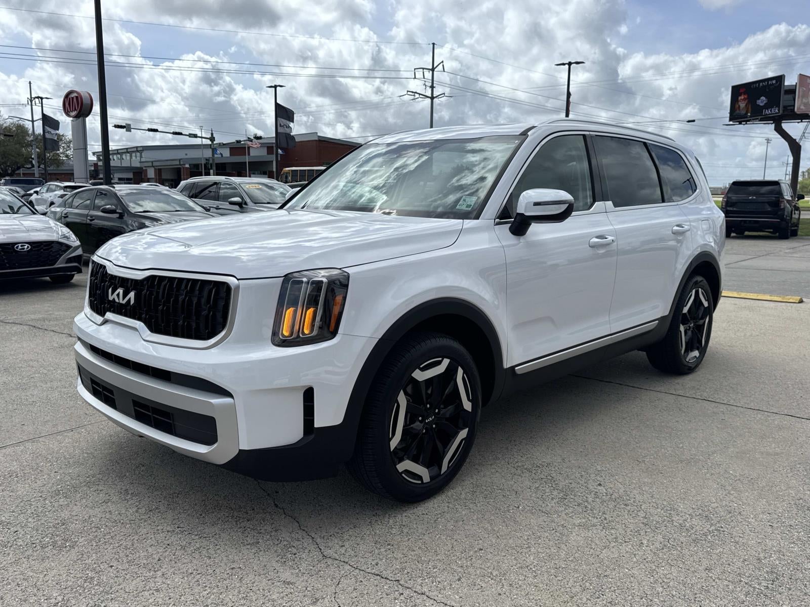 2024 Kia Telluride EX FWD