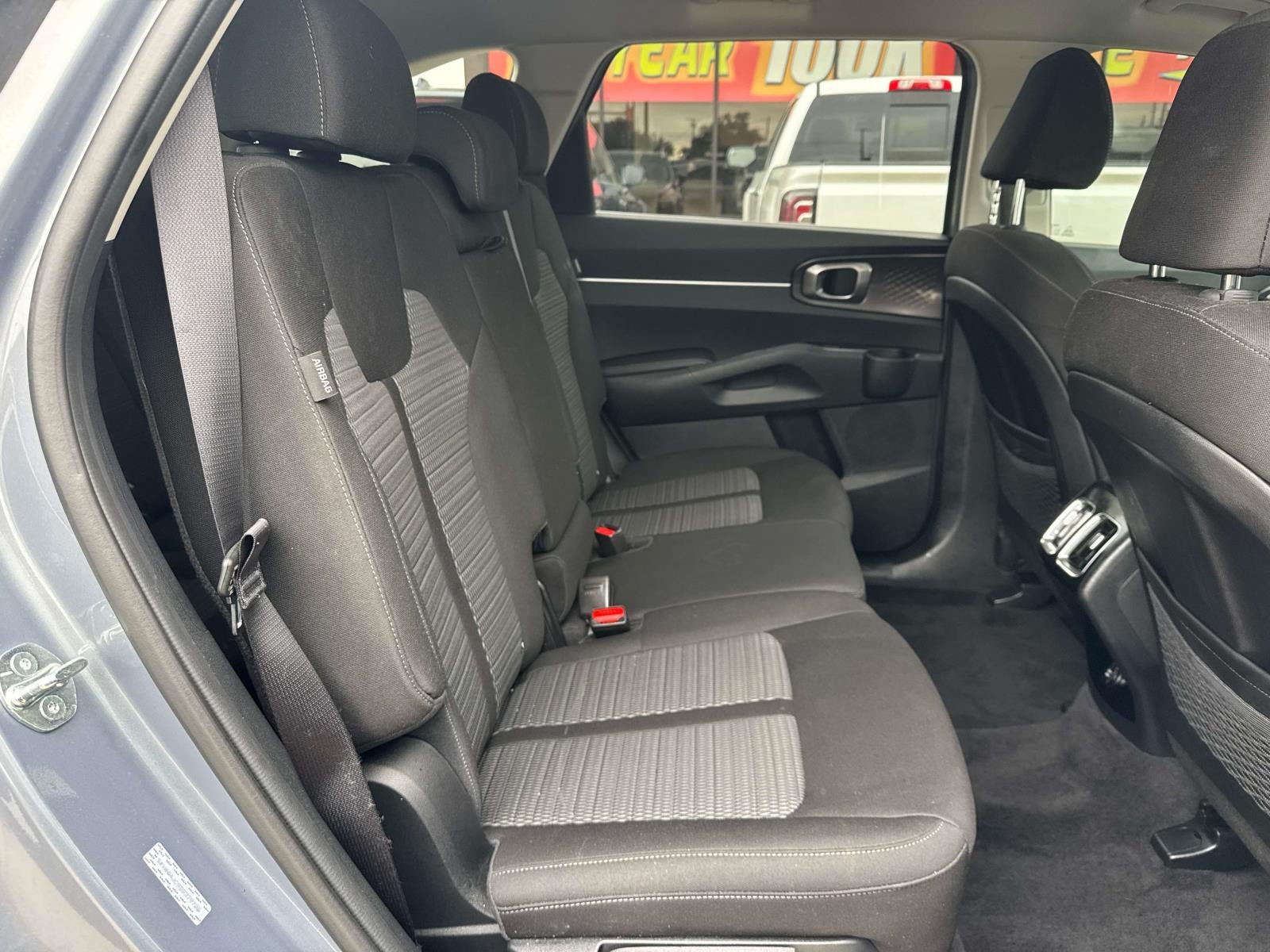 2025 Kia Sorento LX FWD