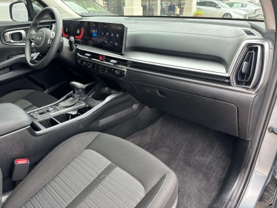 2025 Kia Sorento LX FWD